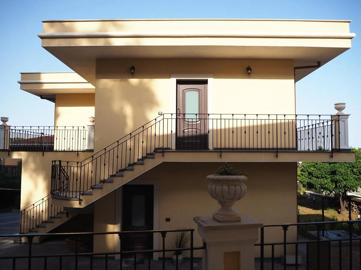 Viaggio In Sicilia B&B Gravina di Catania 0*,