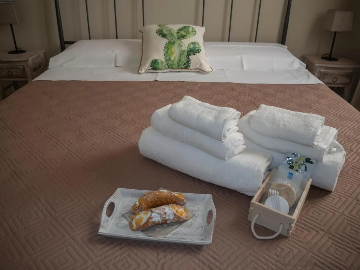 Bed & Breakfast Viaggio In Sicilia B&B Gravina di Catania Italy