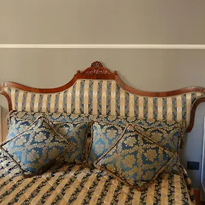 https://residenza-maiano.it-tuscanyhotel.com